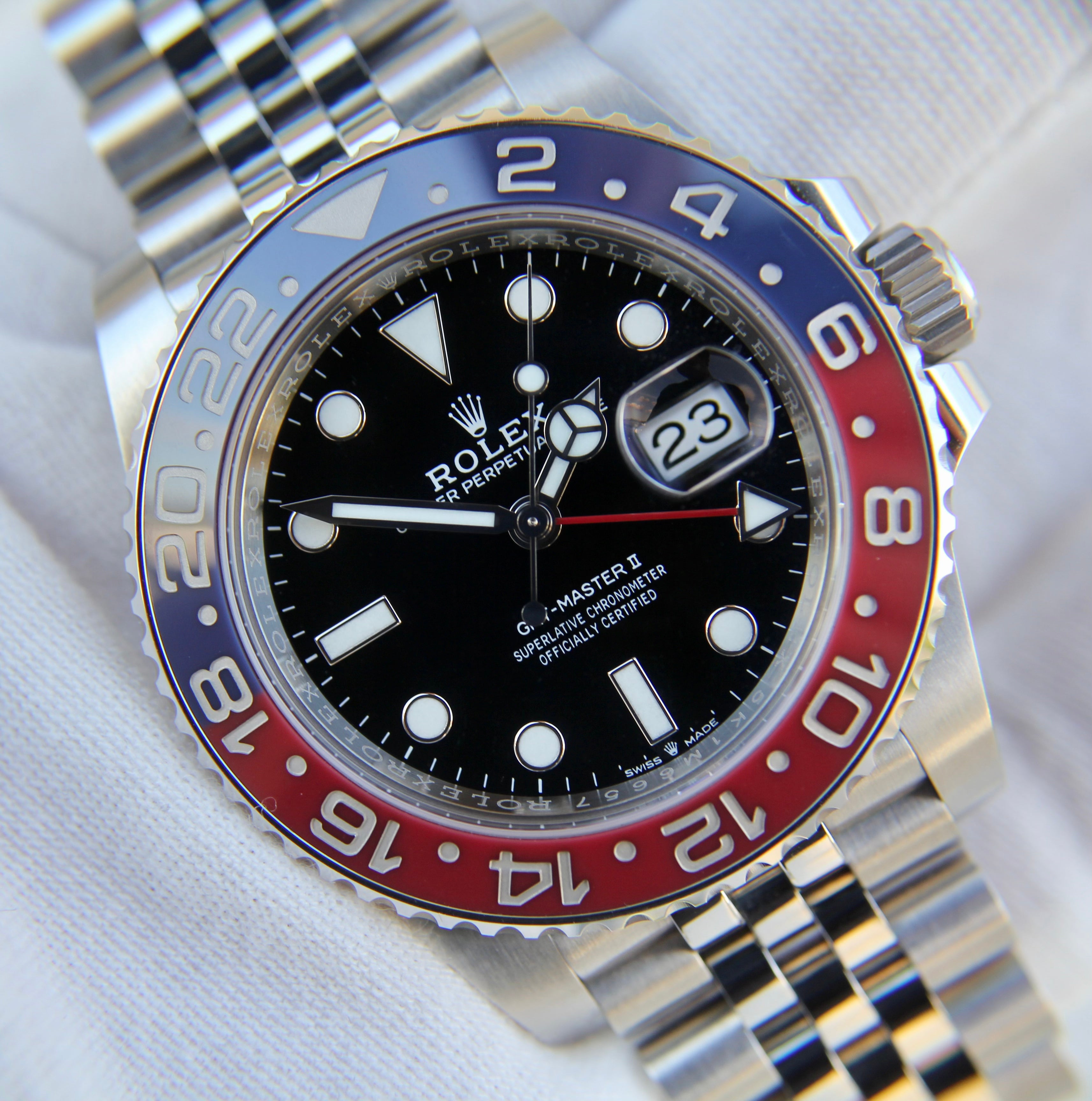 Rolex GMT-Master II "Pepsi" 40mm 126710BLRO Black Dial