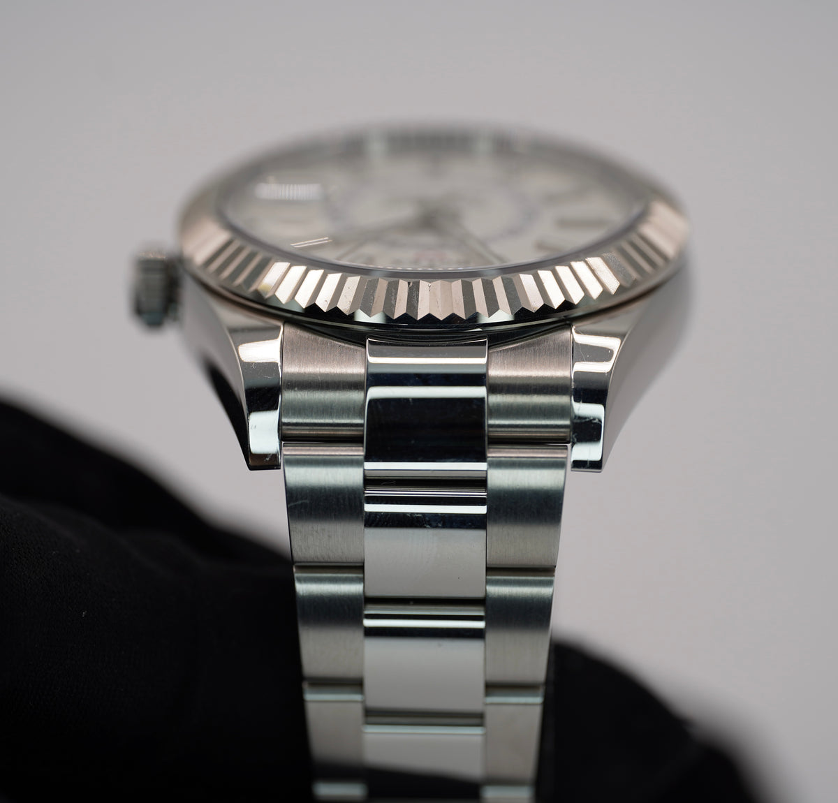 Rolex SkyDweller White Dial on Oyster 326934