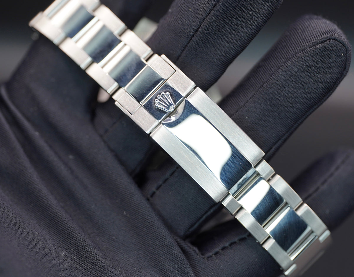 Rolex GMT-Master II 'Batman' Black Dial on Oyster 116710BLNR